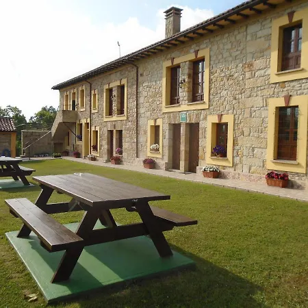 Rurales El Gobernador Apartment *